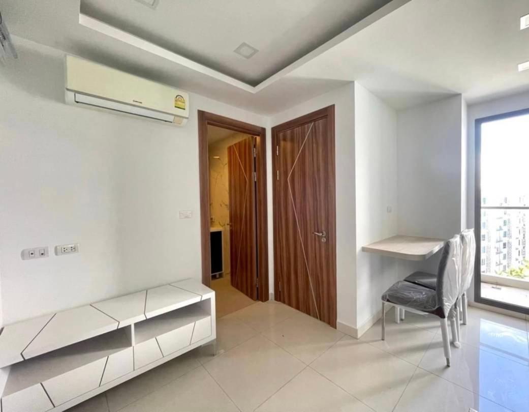 Arcadia Beach Resort By Psr Pattaya Ngoại thất bức ảnh