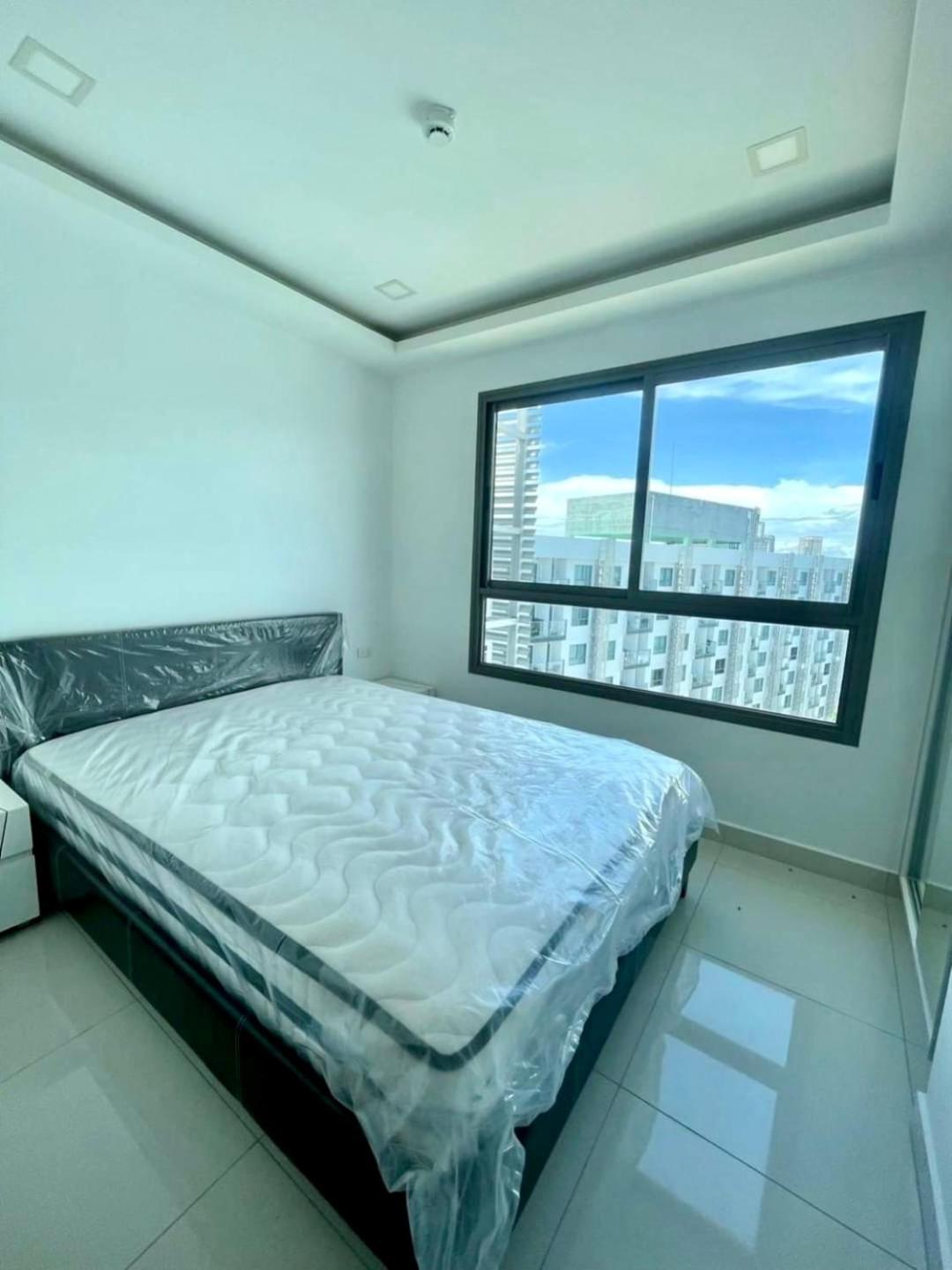 Arcadia Beach Resort By Psr Pattaya Ngoại thất bức ảnh
